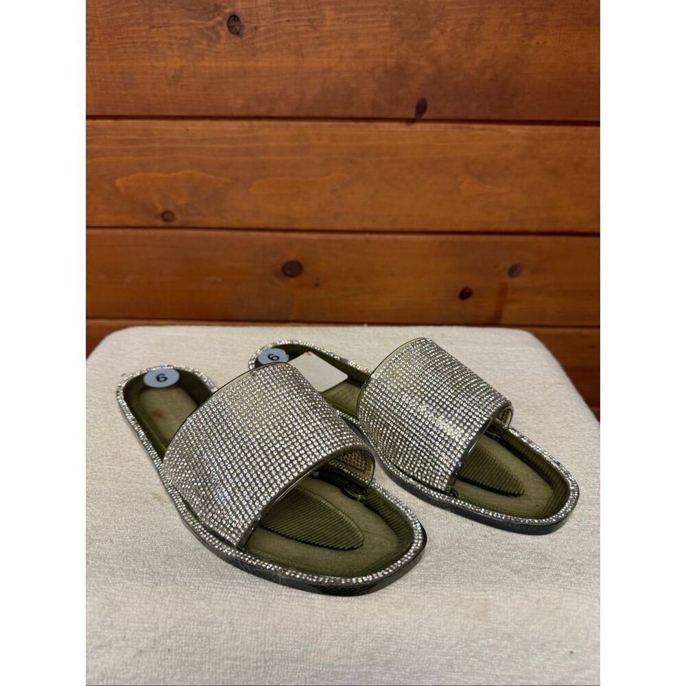 Olivia Miller Rhinestone Jelly Sandals Sz 9 NWOT